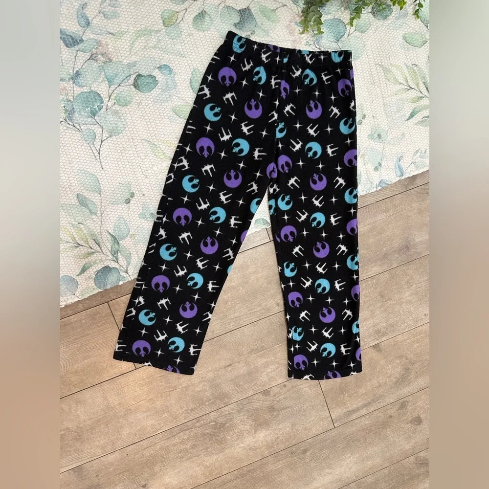 Star Wars Pajamas Pants Girls Size Medium Black Purple Star Wars Themed Bottoms